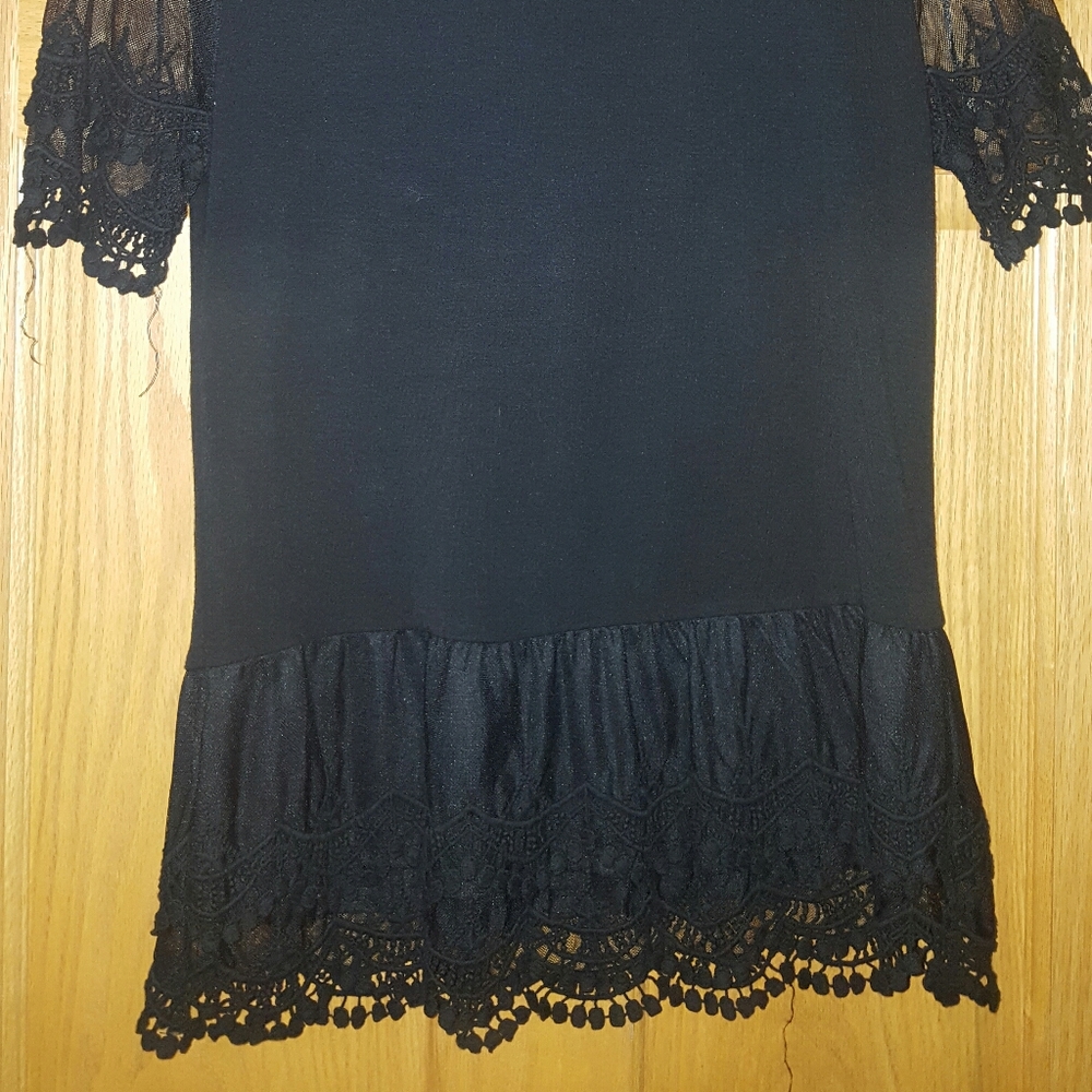 Black shirt